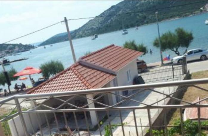 Ferienwohnung Providenca Vinišće Exterior foto